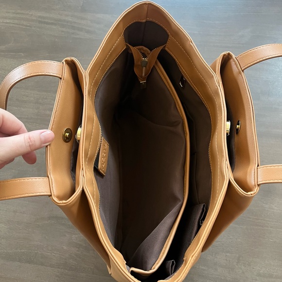 Elegant APRYL Tan Women's Tote Bag - Picture 4 of 7